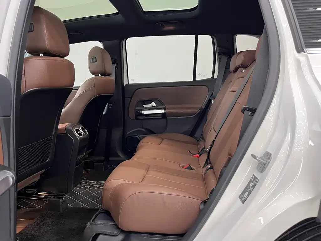Mercedes-Benz Mercedes-Benz GLB 2024 GLB 220 Dynamic 2024 - thumbnail 13