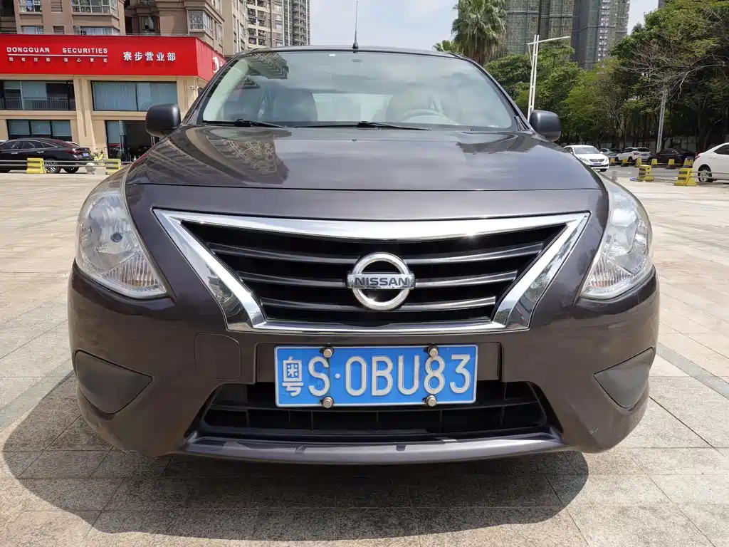 Nissan Sunny 2015 1.5XE CVT Comfort Edition 2017 - thumbnail 2