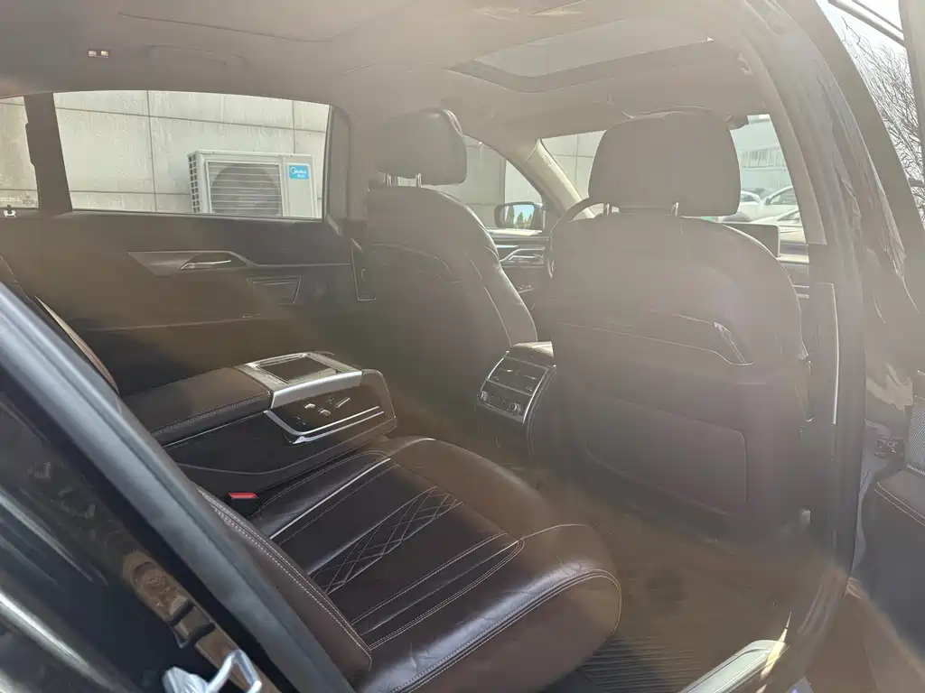 BMW BMW 7 Series 2019 730Li Luxury Package 2019 - thumbnail 7