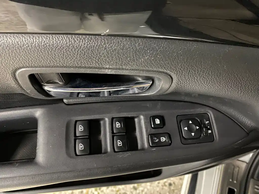 Mitsubishi Outlander 2021 2.0L 2WD Comfort Edition 5-seater 2022 - thumbnail 10