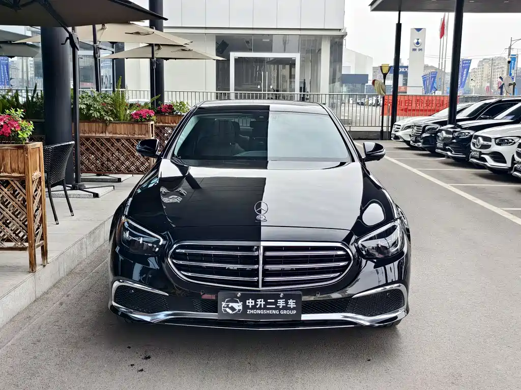 Mercedes-Benz Mercedes-Benz E-Class 2022 Facelift E 300 L Fashion Edition 2022 - thumbnail 3