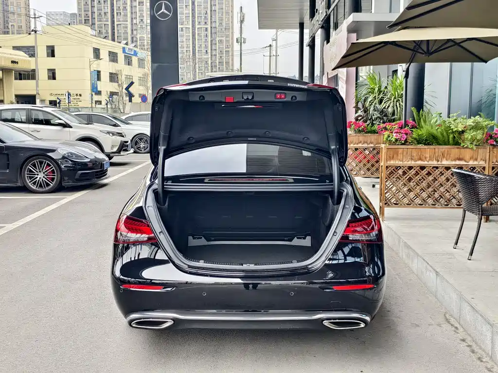 Mercedes-Benz Mercedes-Benz E-Class 2022 Facelift E 300 L Fashion Edition 2022 - thumbnail 6