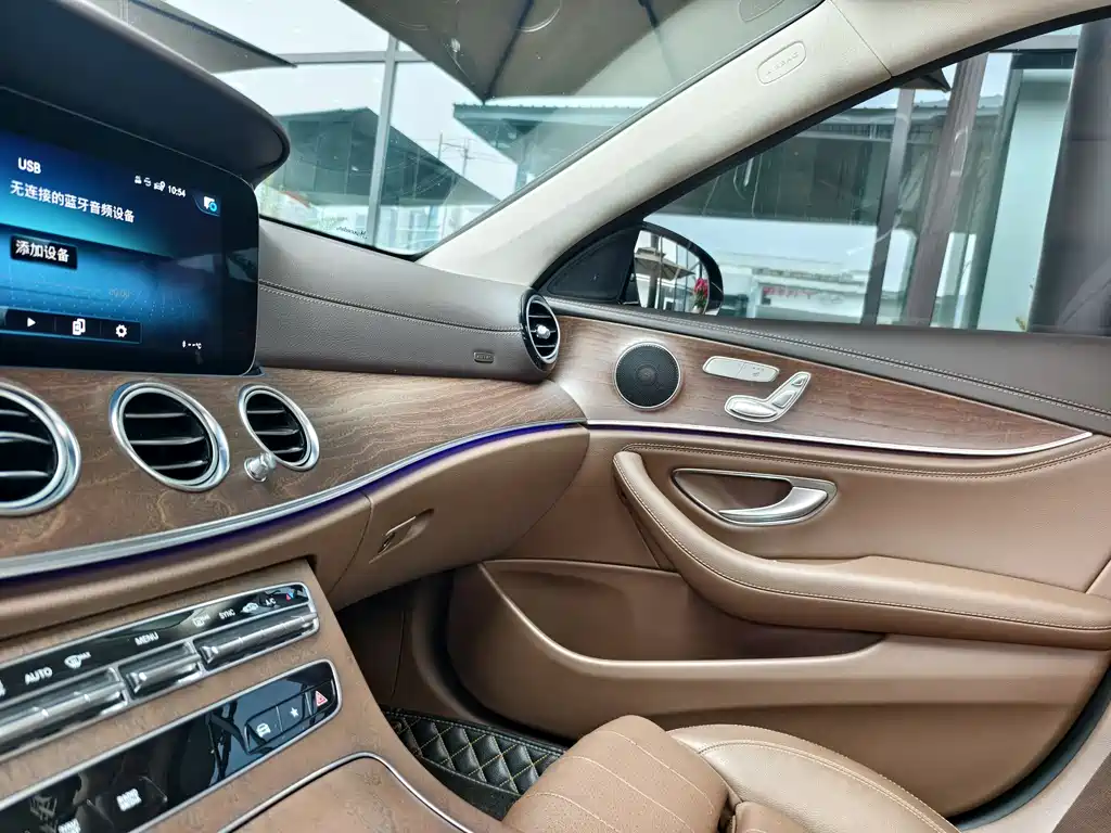 Mercedes-Benz Mercedes-Benz E-Class 2022 Facelift E 300 L Fashion Edition 2022 - thumbnail 14
