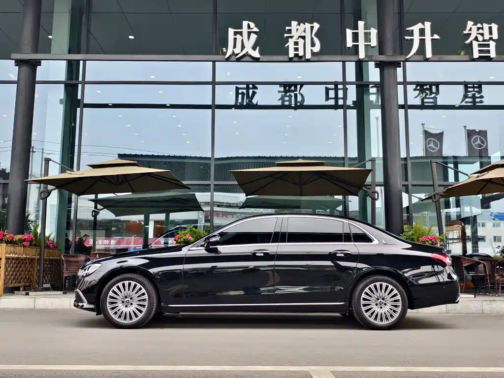 Mercedes-Benz Mercedes-Benz E-Class 2022 Facelift E 300 L Fashion Edition 2022 - thumbnail 18