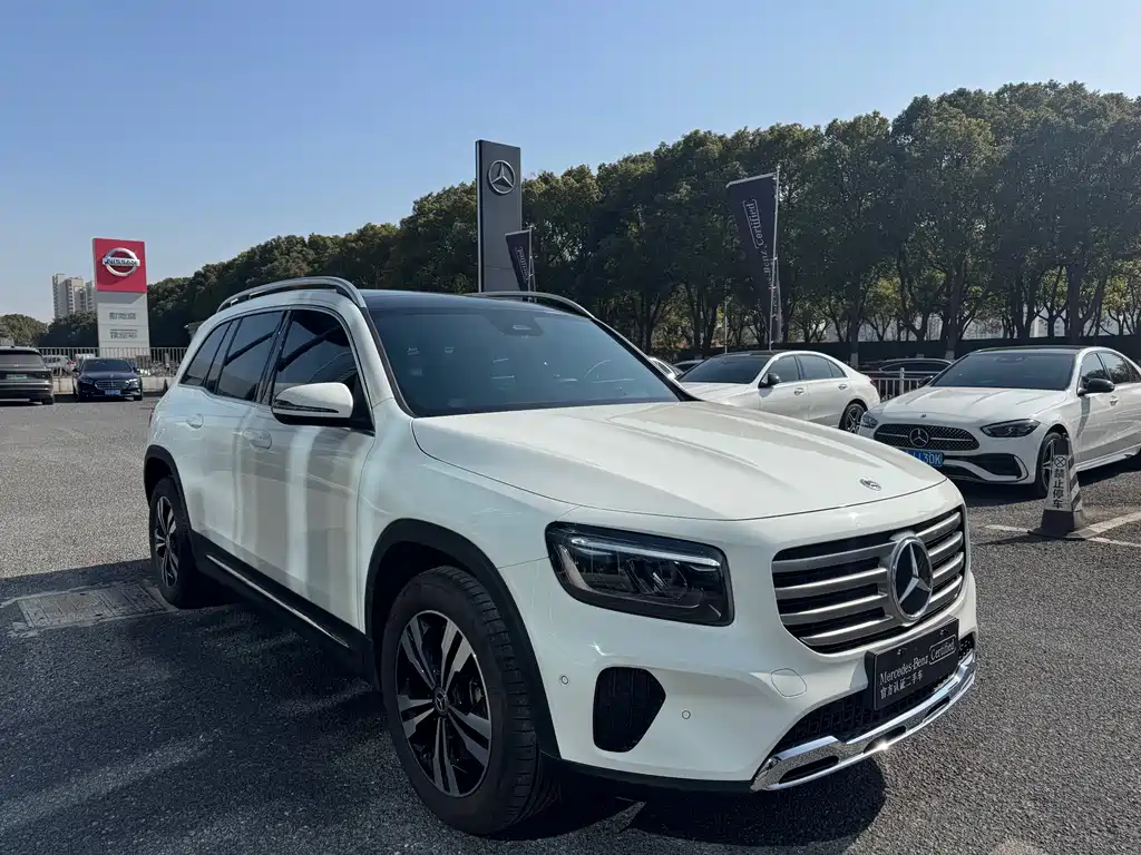 Mercedes-Benz Mercedes-Benz GLB 2024 GLB 200 Dynamic Edition 2024 - thumbnail 3