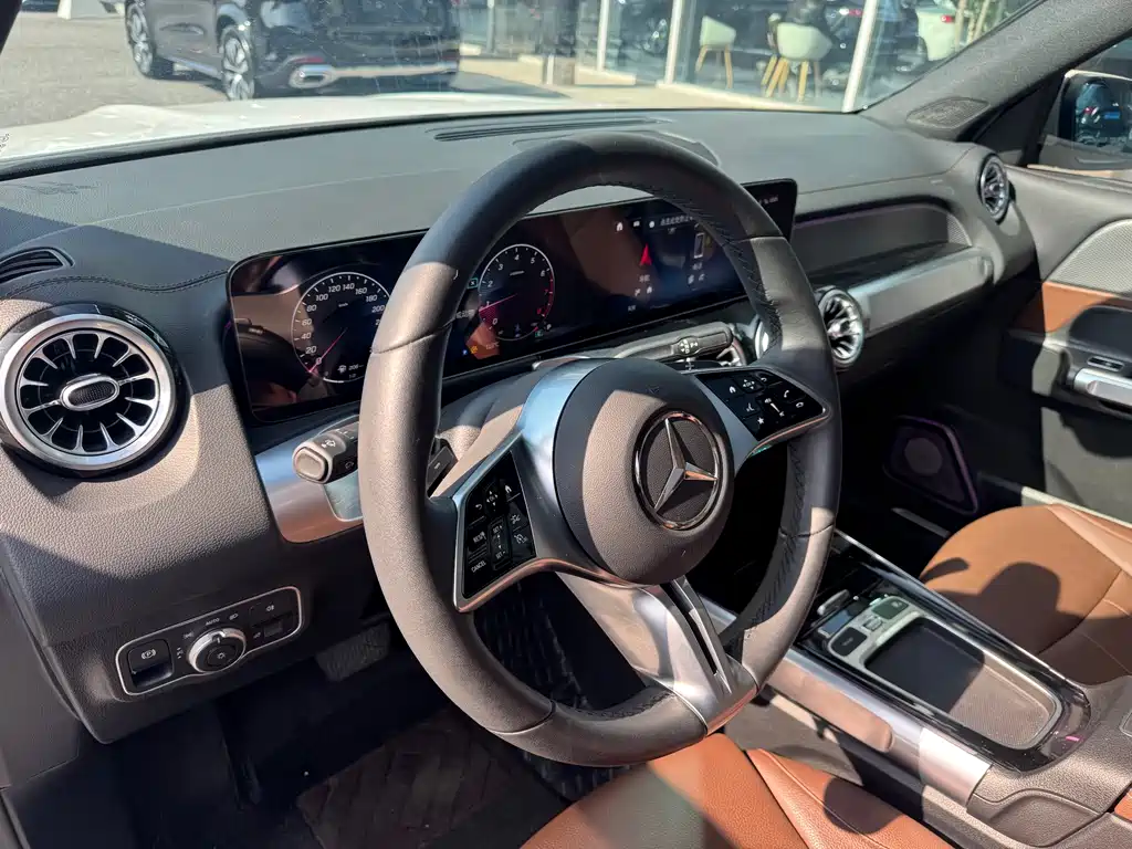 Mercedes-Benz Mercedes-Benz GLB 2024 GLB 200 Dynamic Edition 2024 - thumbnail 10
