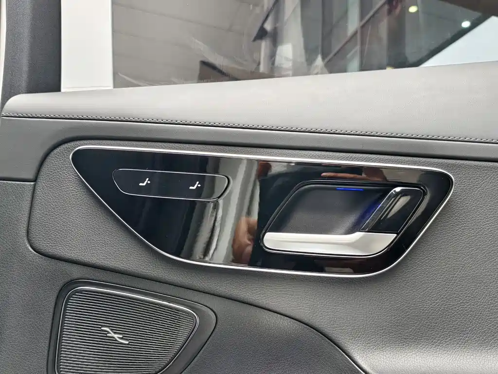 Mercedes-Benz Mercedes-Benz C-Class 2023 Model Year Facelift C 260 L Sport Edition 2023 - thumbnail 20