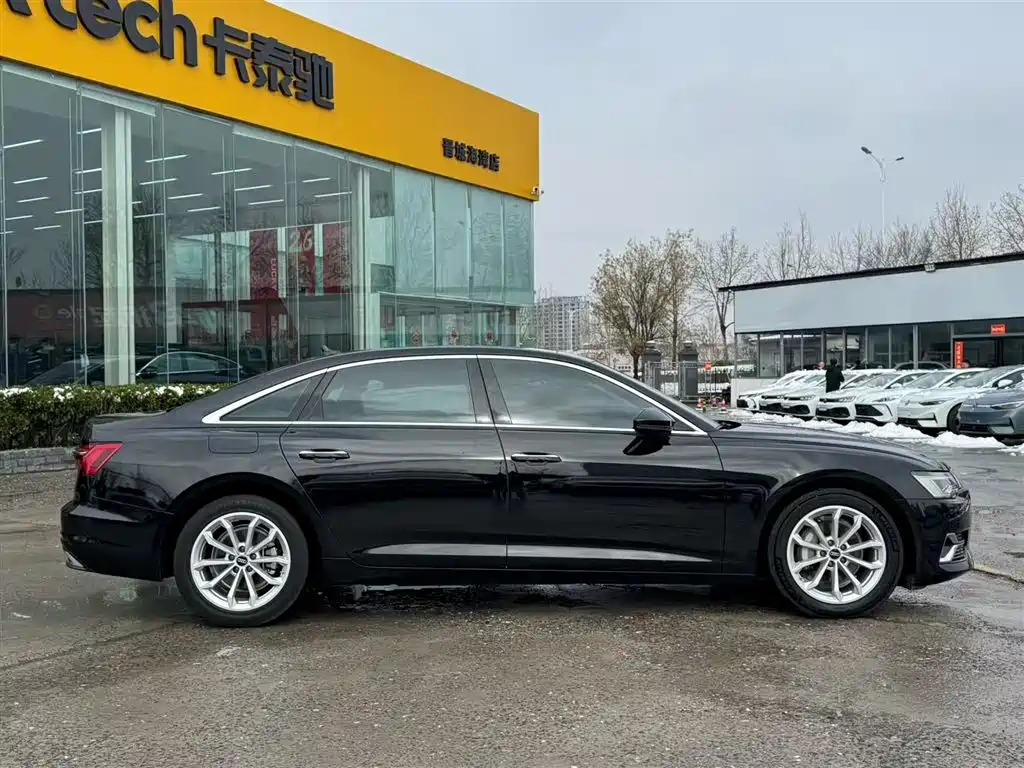 Audi Audi A6L 2023 Facelift 40 TFSI Luxury Elegant Model 2023 - thumbnail 4