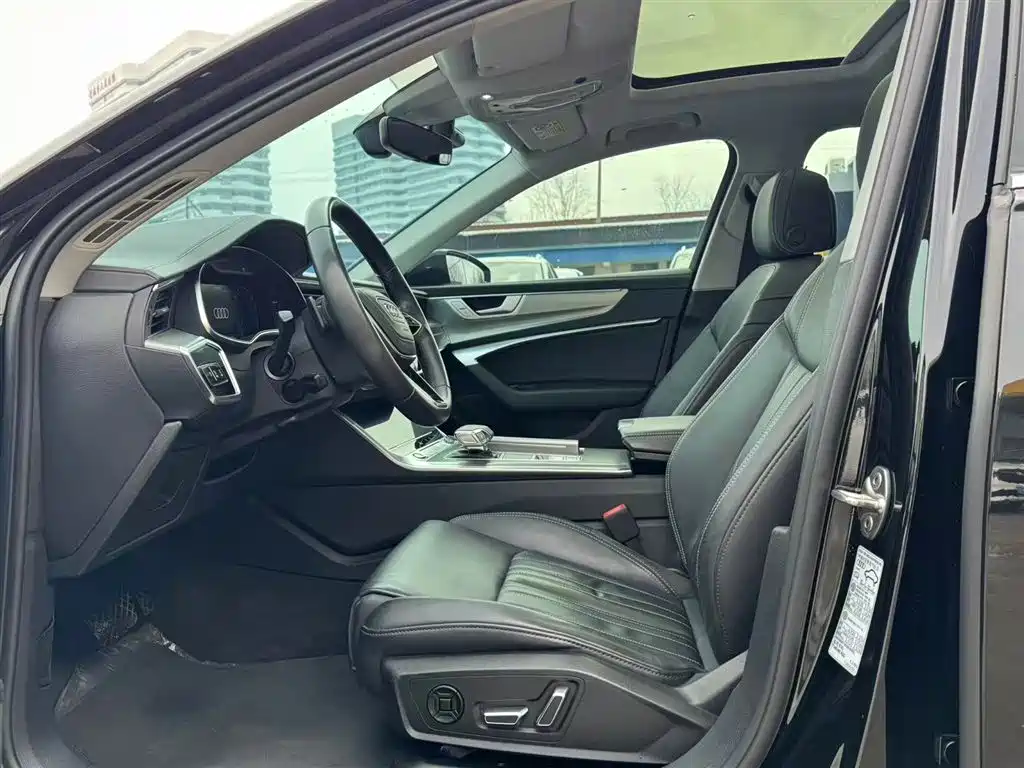 Audi Audi A6L 2023 Facelift 40 TFSI Luxury Elegant Model 2023 - thumbnail 17