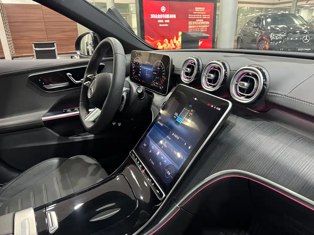 Mercedes-Benz Mercedes-Benz C-Class Plug-in Hybrid 2024 C 350 eL 2026 - thumbnail 10