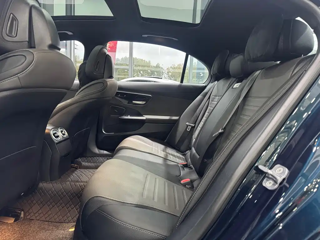 Mercedes-Benz Mercedes-Benz C-Class Plug-in Hybrid 2024 C 350 eL 2026 - thumbnail 14