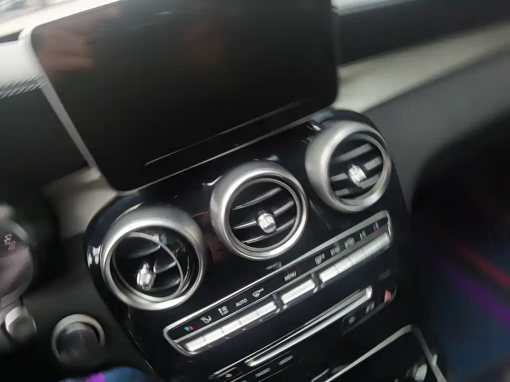 Mercedes-Benz Mercedes-Benz GLC 2018 Facelift GLC 200 4MATIC 2018 - thumbnail 10
