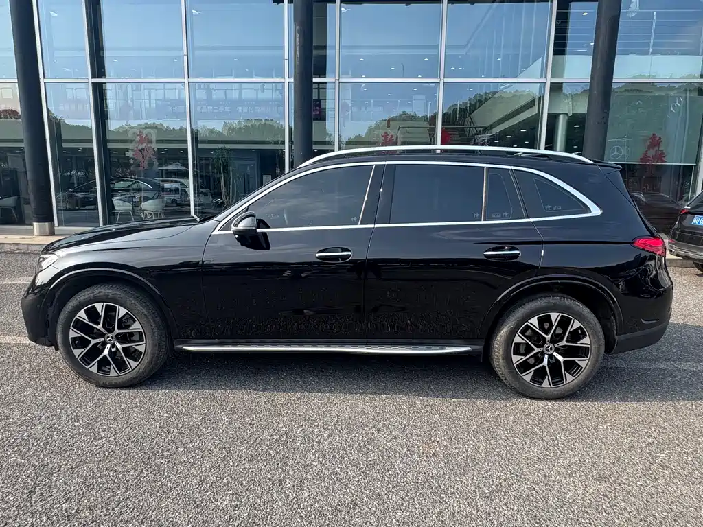 Mercedes-Benz Mercedes-Benz GLC 2024 Model Year Facelift GLC 260 L 4MATIC Luxury 5-Seat 2024 - thumbnail 7