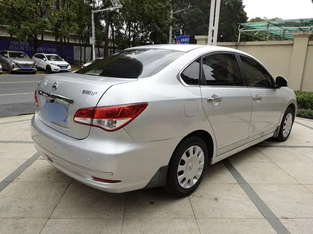 Nissan Nissan Sylphy 2012 Classic 1.6XE Automatic Comfort Edition 2015 - thumbnail 8