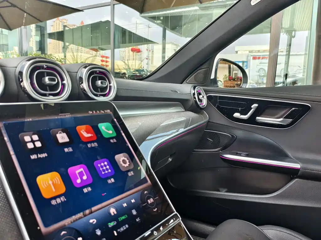 Mercedes-Benz Mercedes-Benz C-Class Plug-in Hybrid 2024 Model Update 2 C 350 eL 2024 - thumbnail 11