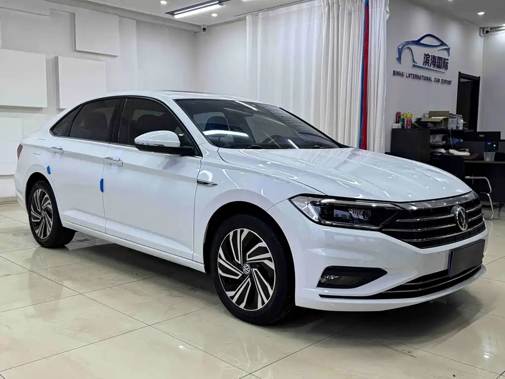 Volkswagen Volkswagen Sagitar 2021 280TSI DSG Luxury Intelligent Connection Edition 2021 - thumbnail 3