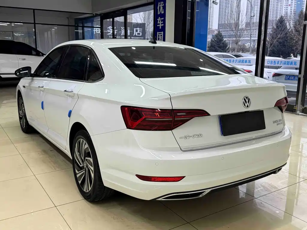 Volkswagen Volkswagen Sagitar 2021 280TSI DSG Luxury Intelligent Connection Edition 2021 - thumbnail 4