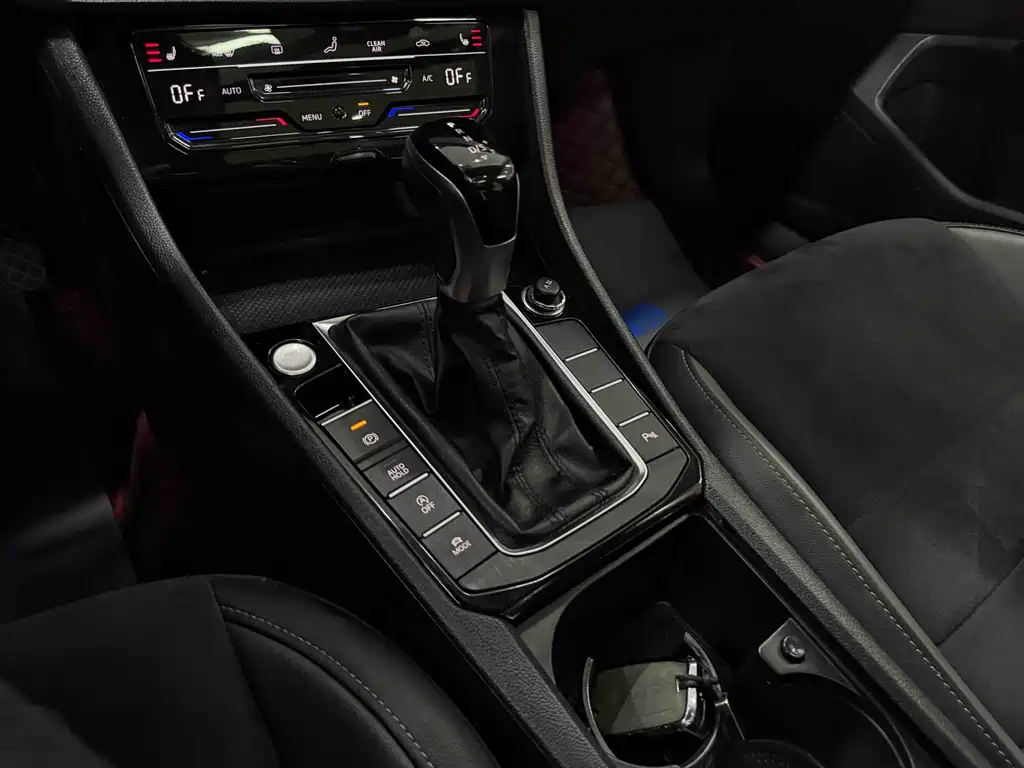 Volkswagen Volkswagen Sagitar 2021 280TSI DSG Luxury Intelligent Connection Edition 2021 - thumbnail 13
