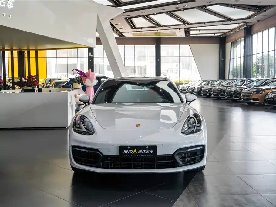 Porsche Panamera 2022 Panamera 4 Executive Long Wheelbase Platinum Edition 2.9T 2022 - thumbnail 3