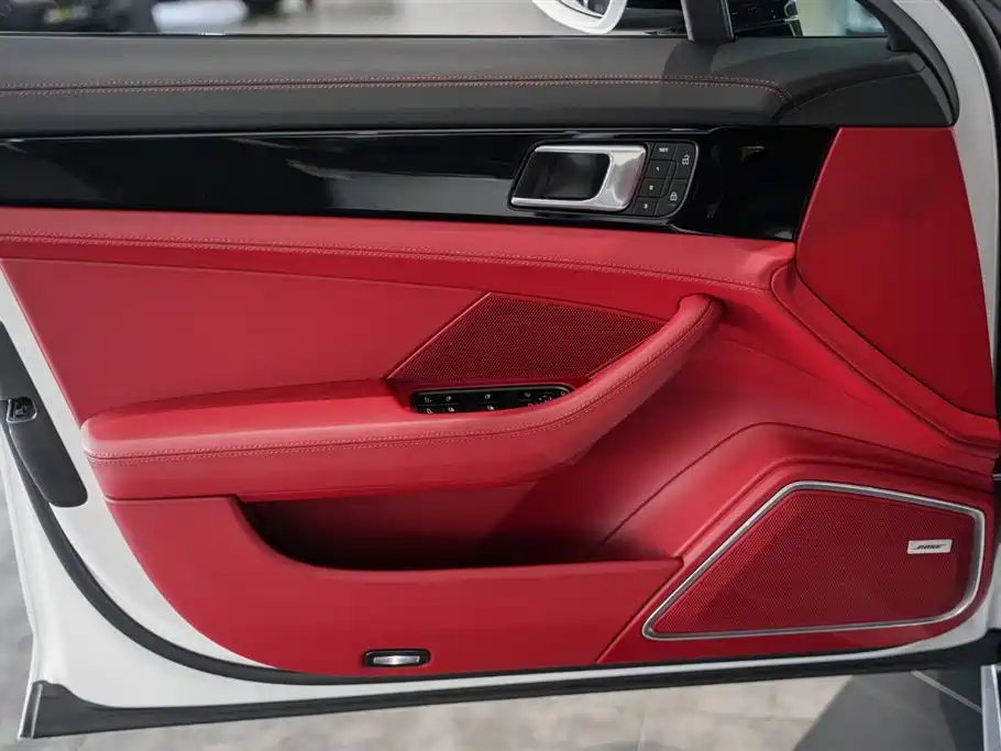 Porsche Panamera 2022 Panamera 4 Executive Long Wheelbase Platinum Edition 2.9T 2022 - thumbnail 7