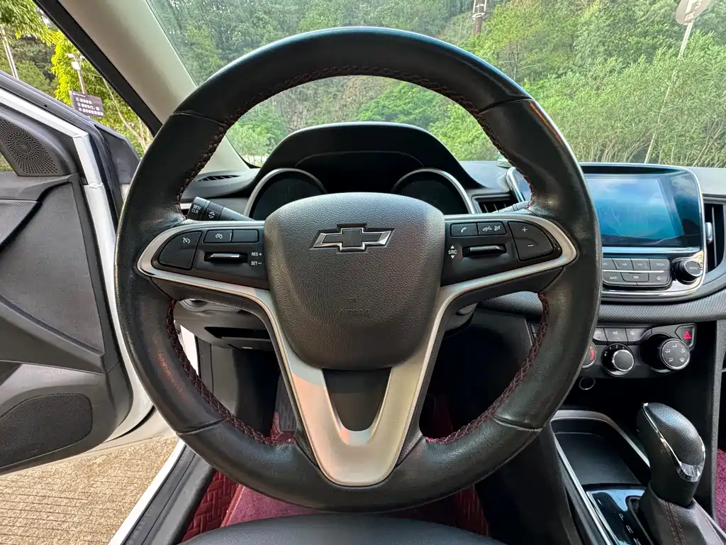 Chevrolet Chevrolet Cruze 2020 Hybrid Redline 320T Dual Clutch Sport Edition 2022 - thumbnail 14