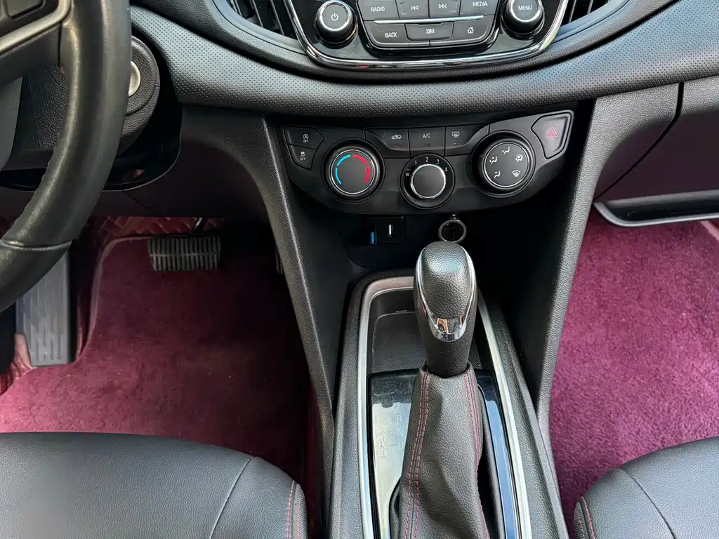 Chevrolet Chevrolet Cruze 2020 Hybrid Redline 320T Dual Clutch Sport Edition 2022 - thumbnail 21