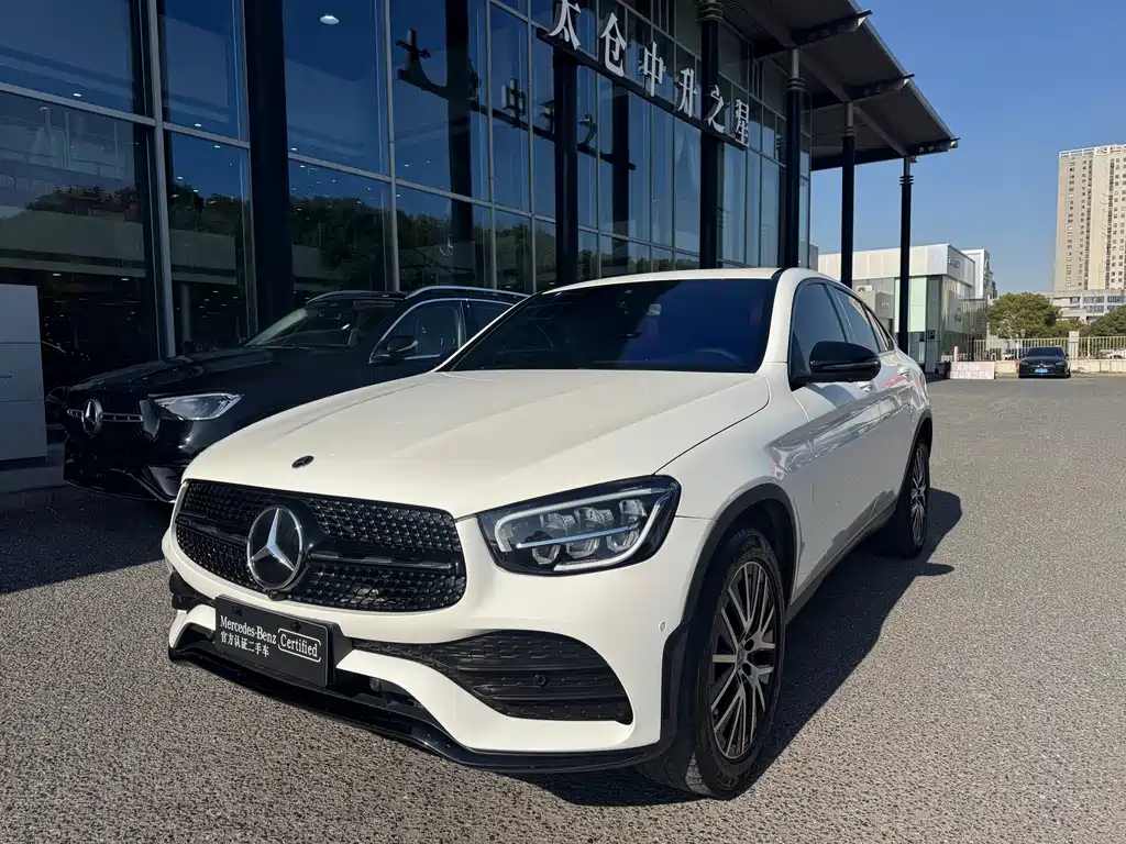 Mercedes-Benz Mercedes-Benz GLC Coupe 2023 GLC 260 4MATIC Coupé SUV 2023