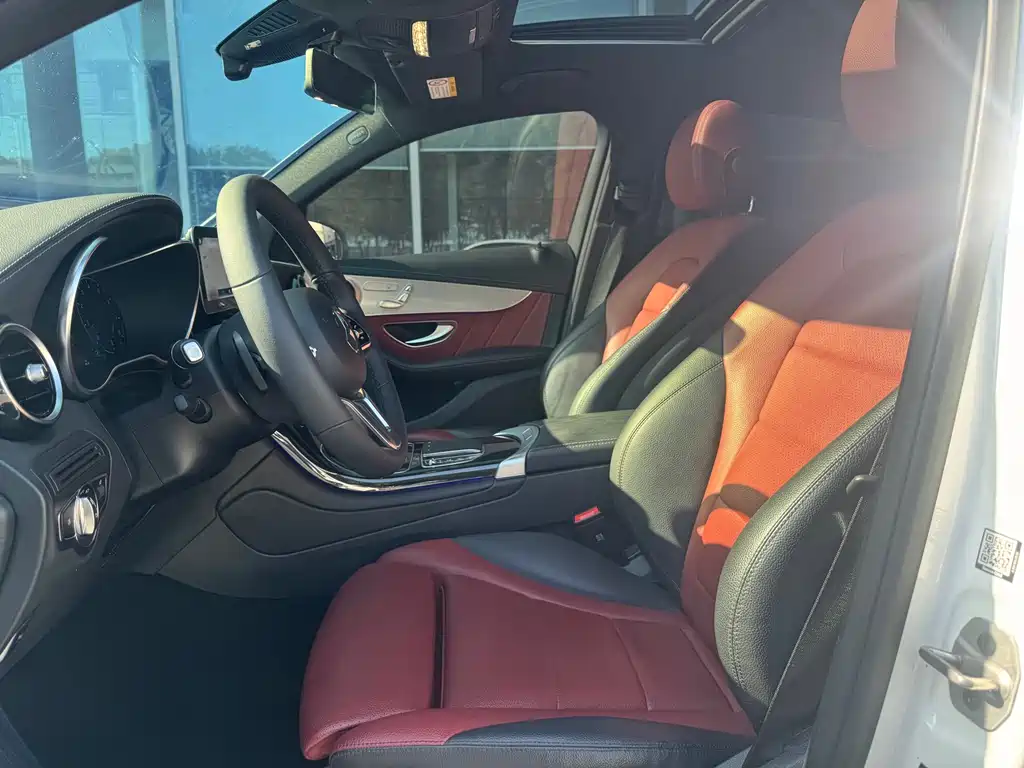 Mercedes-Benz Mercedes-Benz GLC Coupe 2023 GLC 260 4MATIC Coupé SUV 2023 - thumbnail 14