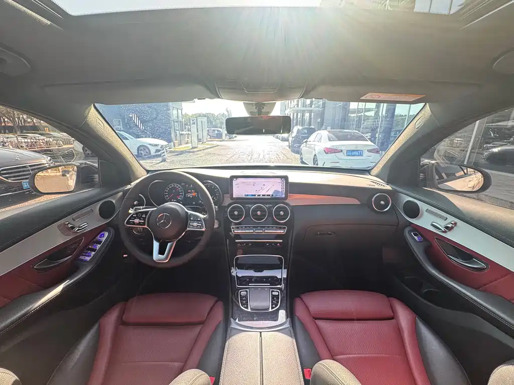 Mercedes-Benz Mercedes-Benz GLC Coupe 2023 GLC 260 4MATIC Coupé SUV 2023 - thumbnail 16