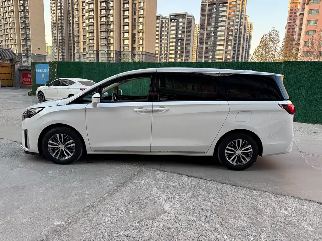 Buick Buick GL8 2023 ES Landmark Luxury Edition 2023 - thumbnail 6