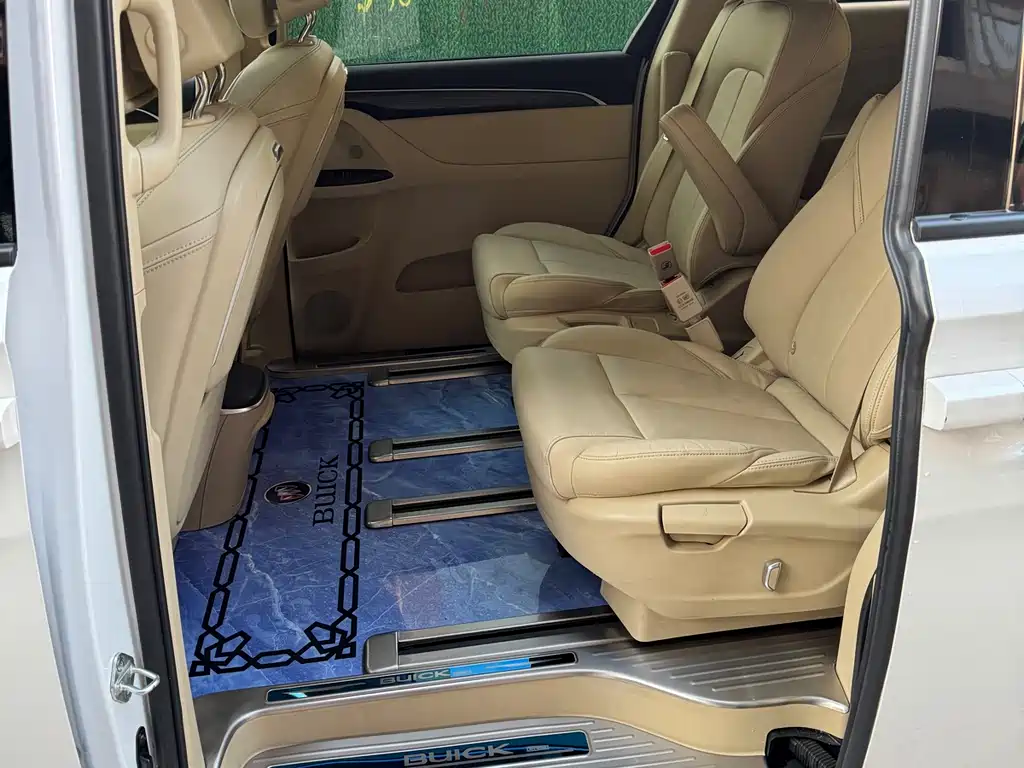 Buick Buick GL8 2023 ES Landmark Luxury Edition 2023 - thumbnail 9