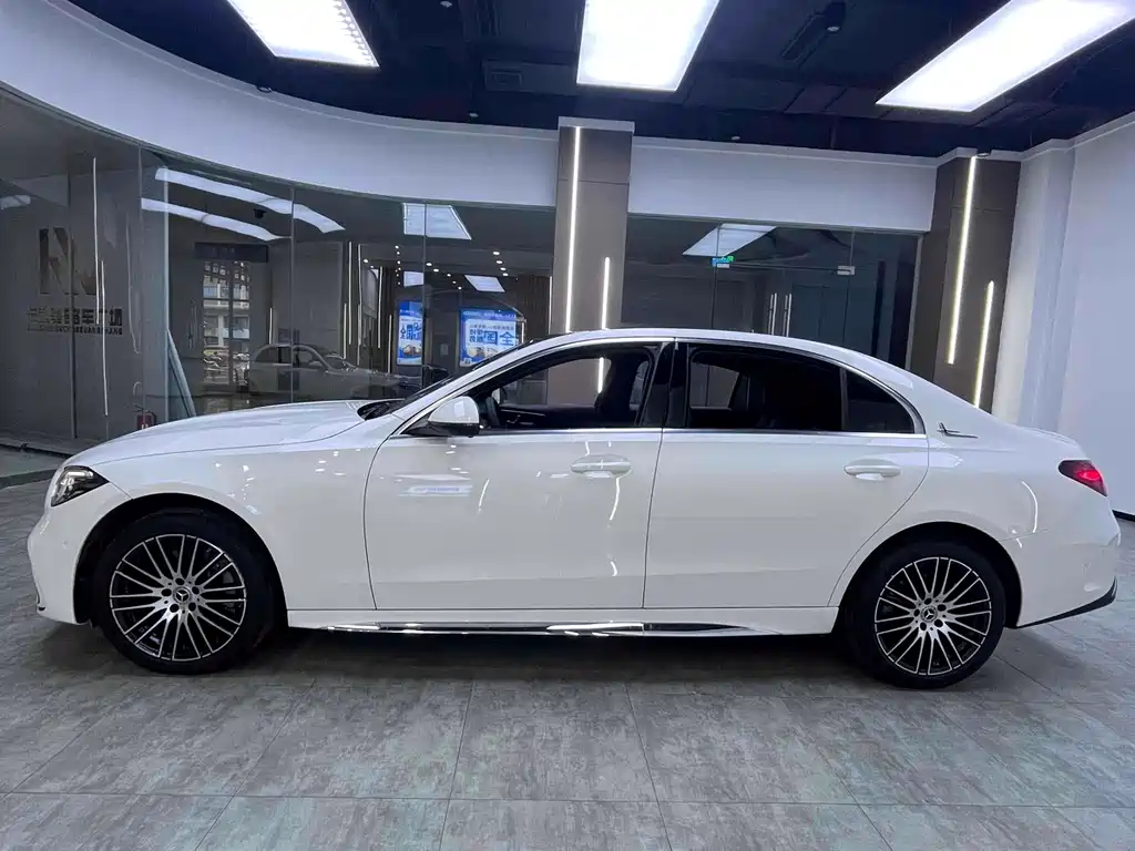 Mercedes-Benz Mercedes-Benz C-Class 2025 C 260 L Sport Edition 2025 - thumbnail 4