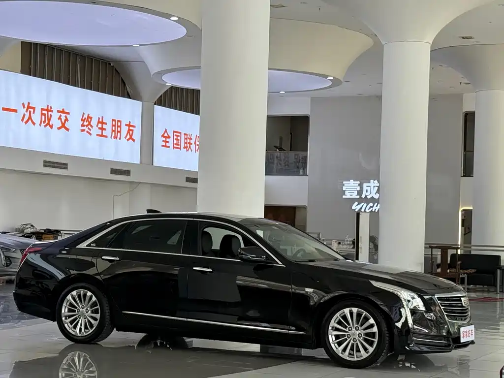 Cadillac Cadillac CT6 2017 28T Luxury 2018 - thumbnail 3