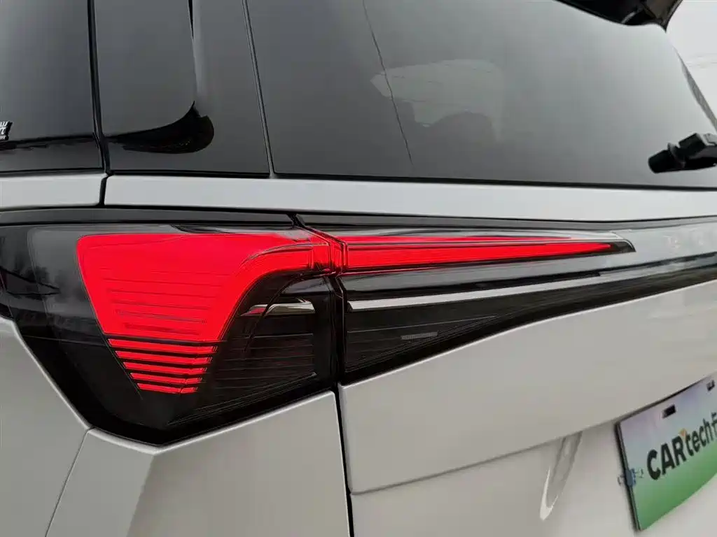 Buick Buick GL8 New Energy 2025 Landshang Premium 7-seater 2025 - thumbnail 17