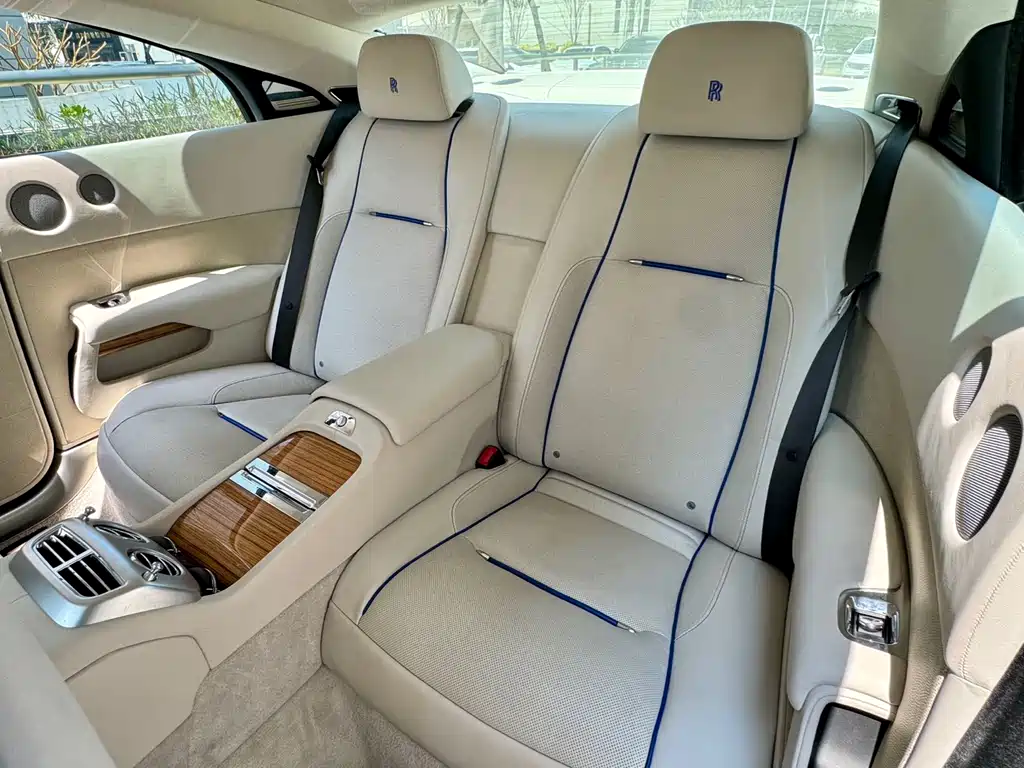 Rolls-Royce Phantom 2018 6.6T Standard 2017 - thumbnail 5