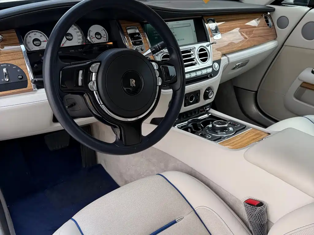 Rolls-Royce Phantom 2018 6.6T Standard 2017 - thumbnail 10