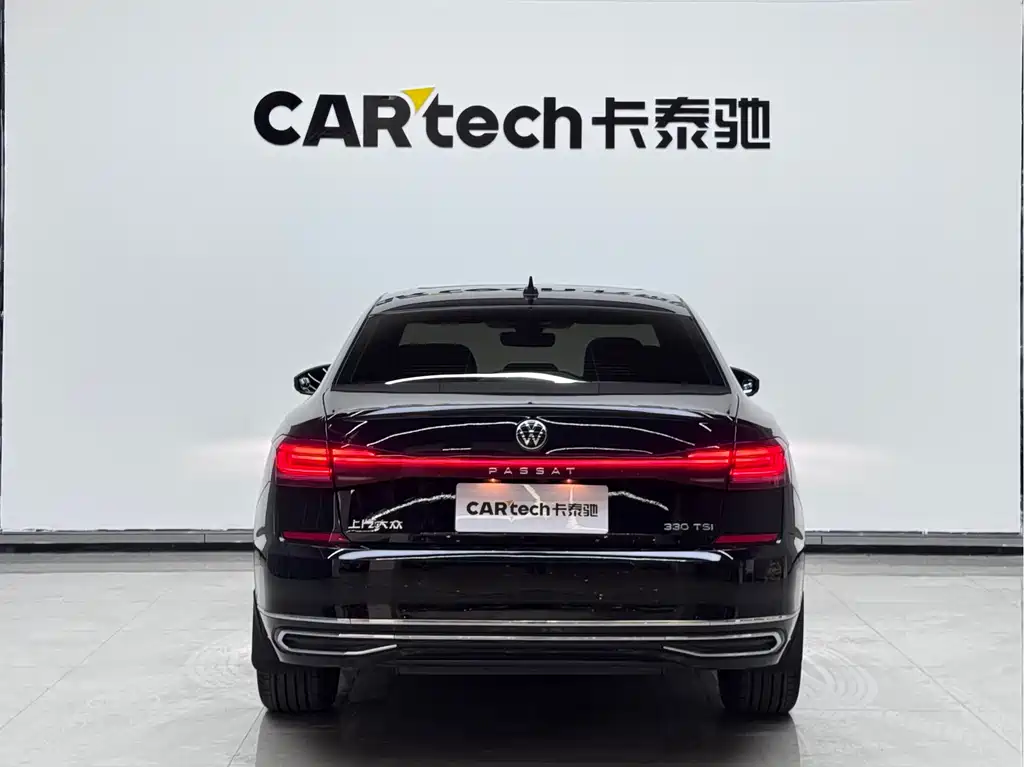Volkswagen Volkswagen Passat 2022 330TSI Luxury Starry Sky Edition 2022 - thumbnail 4