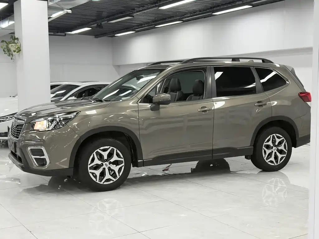 Subaru Subaru Forester 2022 2.0i AWD Premium 2021 - thumbnail 3