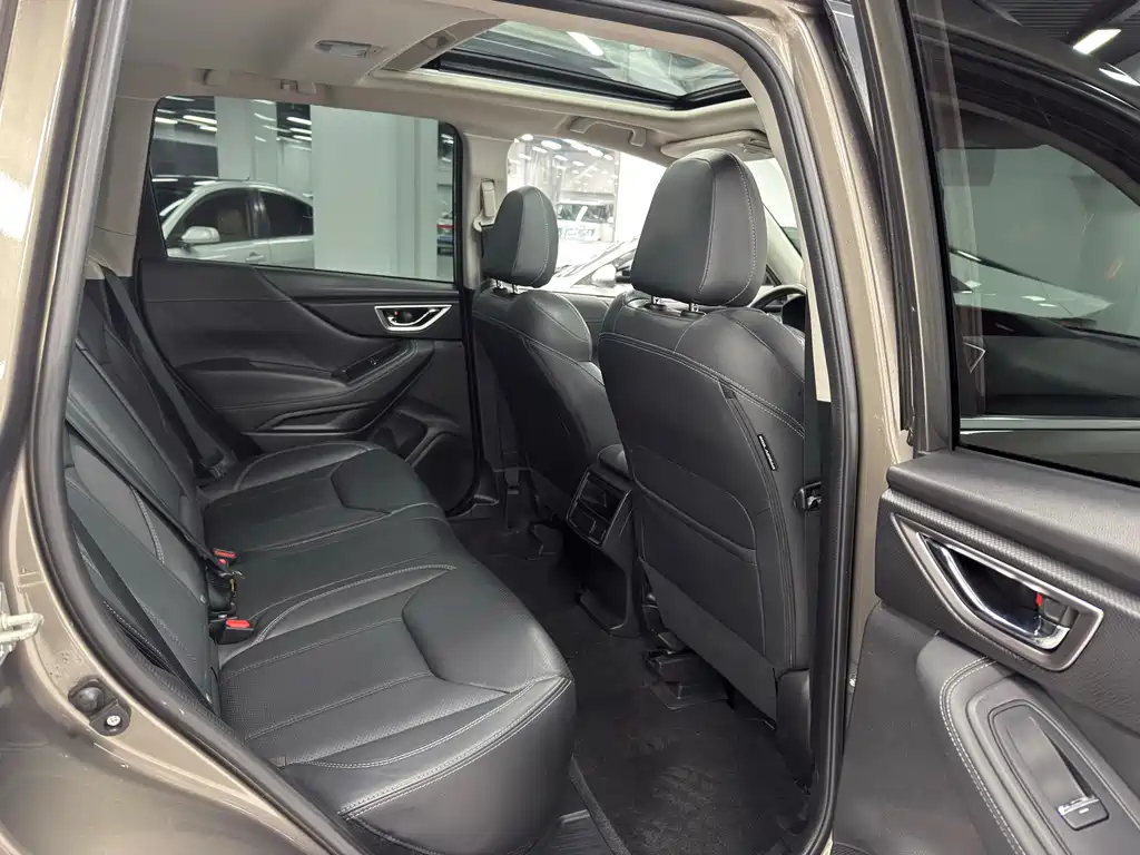 Subaru Subaru Forester 2022 2.0i AWD Premium 2021 - thumbnail 15