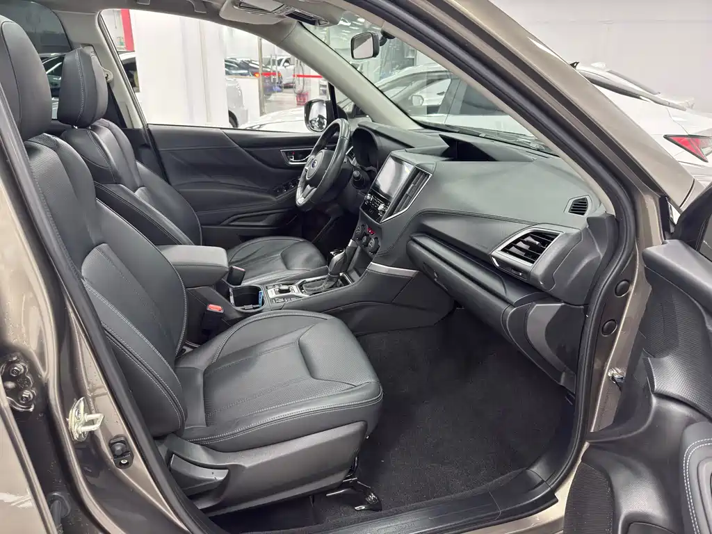 Subaru Subaru Forester 2022 2.0i AWD Premium 2021 - thumbnail 16