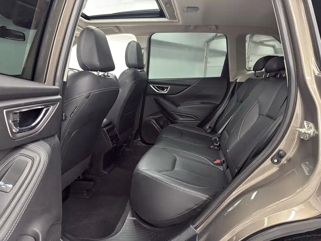 Subaru Subaru Forester 2022 2.0i AWD Premium 2021 - thumbnail 17