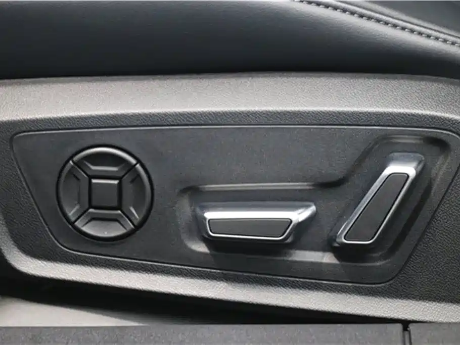 Audi Audi A6L 2025 Model Year Facelift 45 TFSI quattro Premium Dynamic Edition 2025 - thumbnail 28