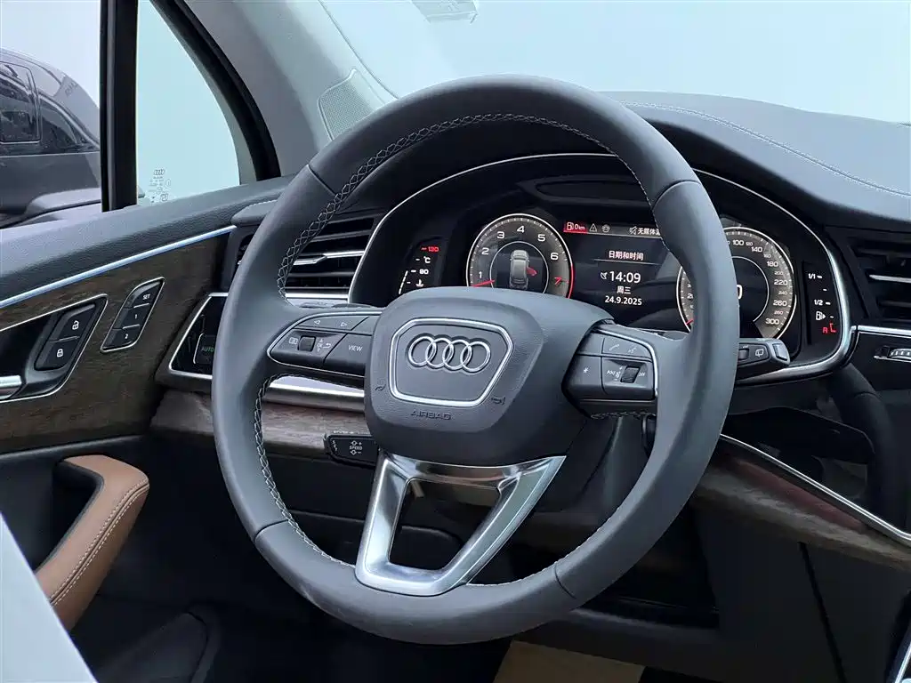 Audi Audi Q7 2025 55 TFSI quattro S line Sport 2026 - thumbnail 9