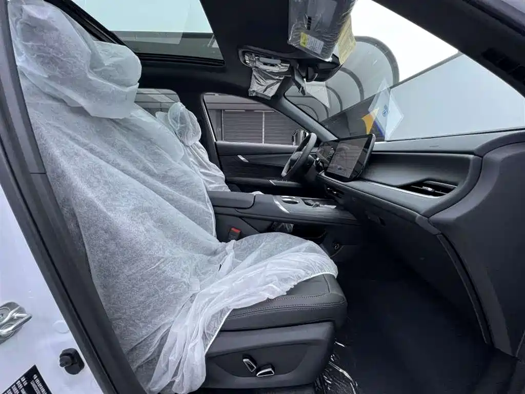 Changan Changan CS75 PLUS 2025 Model Year Fourth Generation 1.5T New Blue Whale Smart Joy Edition 2026 - thumbnail 14