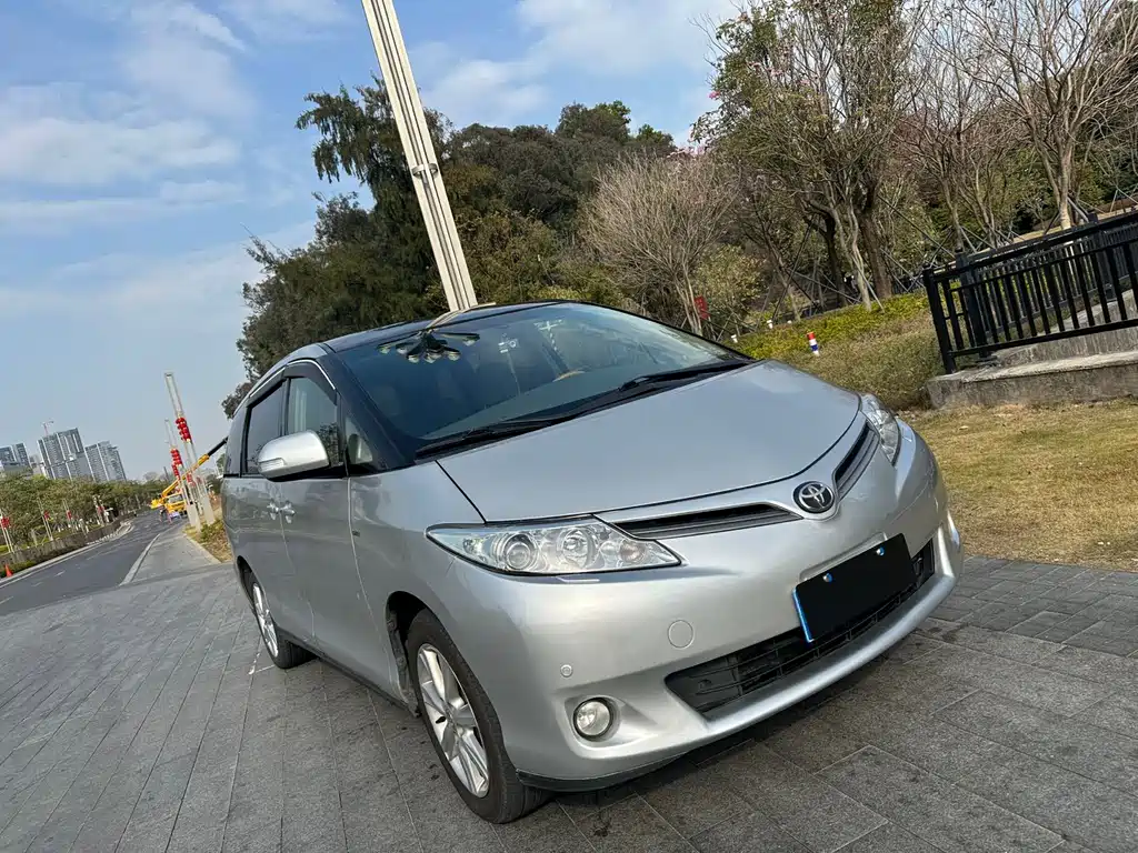 Toyota Toyota Previa 2010 2.4L Automatic 2010 - thumbnail 3