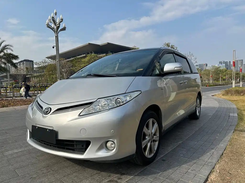 Toyota Toyota Previa 2010 2.4L Automatic 2010 - thumbnail 4