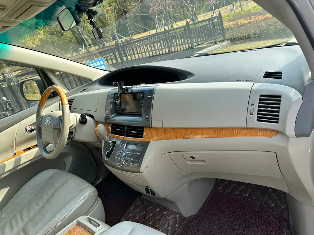 Toyota Toyota Previa 2010 2.4L Automatic 2010 - thumbnail 16