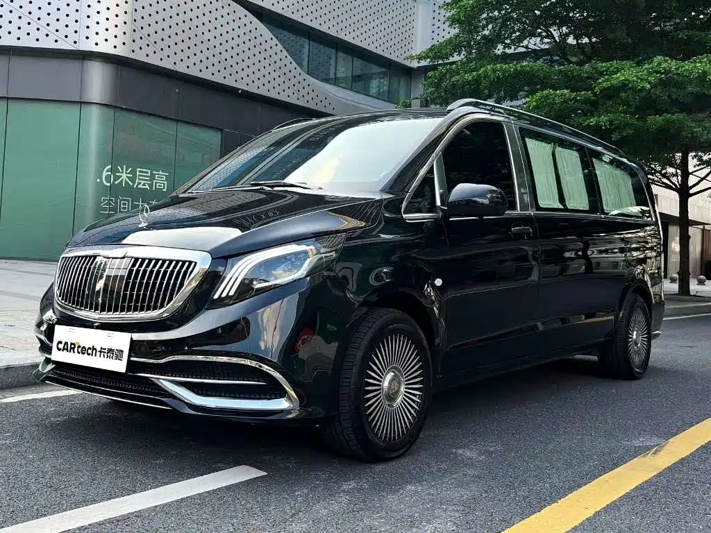 Mercedes-Benz Vito 2023 2.0T Elite 7-seater 2023 - thumbnail 20