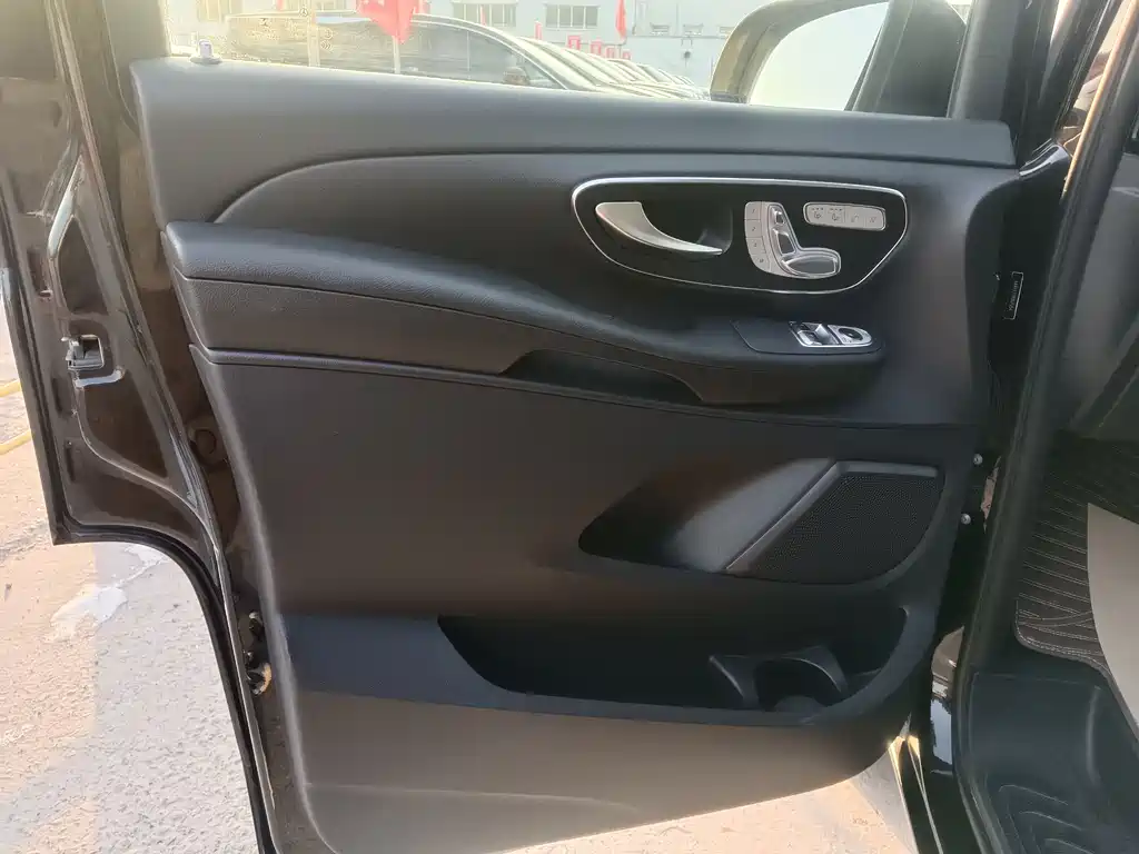 Mercedes-Benz Mercedes-Benz V-Class 2018 V 260 Navigation Edition China V 2019 - thumbnail 7