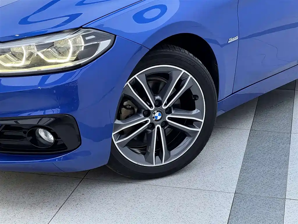 BMW BMW 1 Series 2017 118i Sport Line 2018 - thumbnail 9